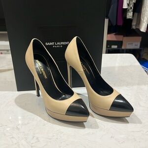 YSL Napppa/Glossy Captoe Platform Pump.   Nude Powder/Ner color.  Size 35.5.